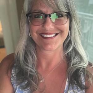 Meet your Posher, Tina